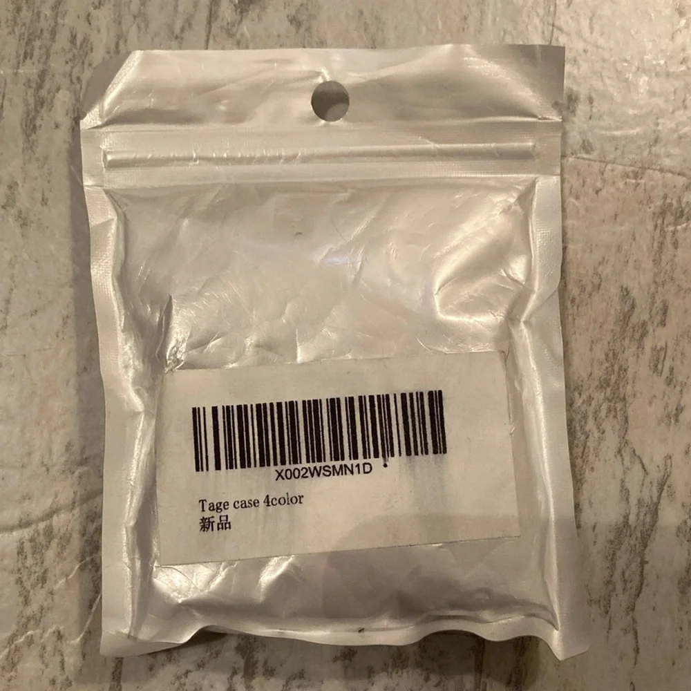 Silicone Airtag Protective Holder Keychain Cases Compatible with Apple Airtag